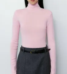 オル メリノウール タートルネック ピンク ニット