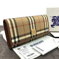 108 送料込み！ 未使用品 BURBERRY 長財布 ベージュ バーバリーチェック
