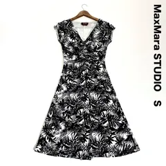 MaxMara STUDIO マックスマーラ☆ボタニカル柄Vネックストレッチジャージーフレンチスリーブロングワンピース S ネイビーのサムネイル