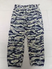 XLARGE カーゴパンツ 出品