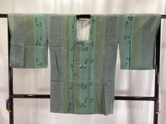 色大島紬/美品/仕立上がり/適応身長145～152㎝/11041 - メルカリ
