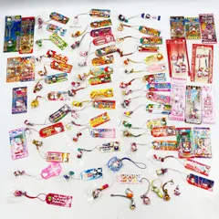 [計64点セット] ハローキティ ご当地 ほか 根付けストラップ 62点 / チェーン・チャーム2点 サンリオ