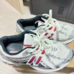 ニューバランス 1906 シルバー メタリック クラシック クリムゾン (255)