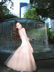 セール中…ヤン・ミー直筆サイン入り超大型写真…Yang Mi…中国有名女優