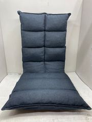 クビリクライニングザイスNウィン - メルカリ