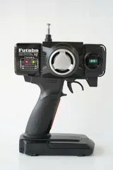 Futaba 27MHz プロポ T2PHKA MJ RC送信機 ラジコン用（通電確認済・現状品）のサムネイル