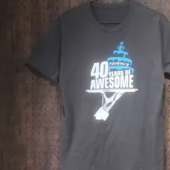 「TOMMY'S 40 YEARS OF AWESOME」プリントＴシャツ　サイズＳ相当
