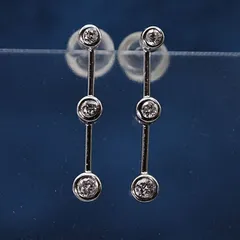 ヴァンドーム青山 K18WG 3連ダイヤモンド ピアス/24-4677S