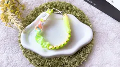 パラコード✶スマホストラップ✶ショート手首用✶ハンドストラップ✶ストラップホルダー付✶パステルレインボー☓クリームイエロー☓ライトグリーン