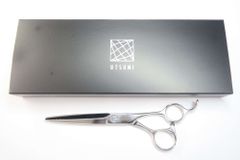 Item thumbnail for item 2fd1851d-db21-4bc5-bd75-0958fd361983