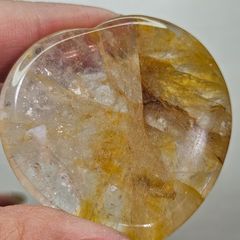 【一点物】虹入り✨ シトリン ハート ✩.*˚天然石× インテリア 虹入り！天然石シトリンのハート - メルカリ