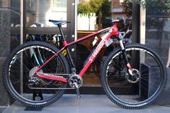 스페셜 라이즈드 SPECIALIZED S-WORKS STUMPJUMPER 2012 모델 17.5 시마노 XTR M9070 Di2 11S 카본 마운틴 오토바이 [도쿄 미나미 아자 부점]