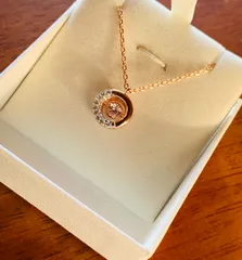 スワロフスキーSwarovski Dextera ペンダント