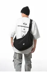 ショルダーバッグ クロスボディバッグ メンズバッグ ナイロン 防水 ストリートカジュアル