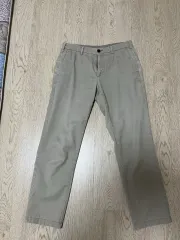 UNIQLO チノパンツ + 軽量ベスト + Tシャツ 3点セット