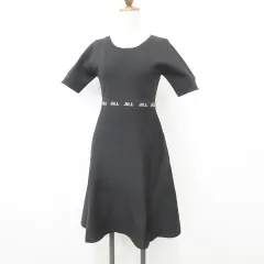 ジルバイジルスチュアート JILL by JILLSTUART ニット ワンピース ひざ丈 五分袖 クルーネック ロゴ 黒 ベージュ ブラック FR