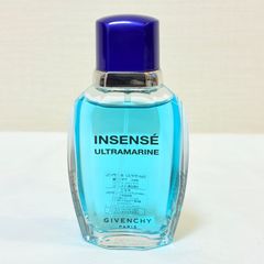 新品⭐︎ウルトラマリンアイスキューブGIVENCHY ULTRAMARINE - メルカリ