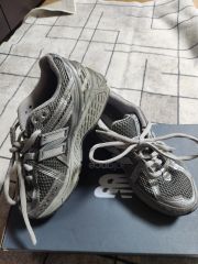 ニューバランス 1906r 下 グレー メタル シルバー サイズ 235