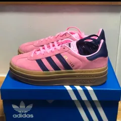 adidas(アディダス) 220 /新商品/在庫あり ガゼル ボールド ピンク グロー ヴィクトリー ブルー