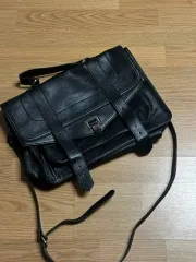 ブラック サチェルバッグ