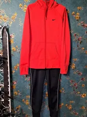 NIKE(ナイキ) ジップアップパーカー フード付き + レギンス