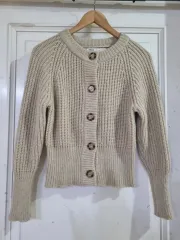 秋 ZARA(ザラ) ニットカーディガン 状態良好 M サイズ