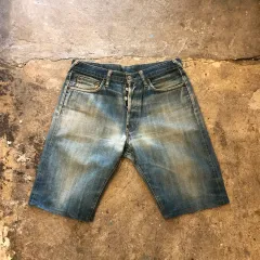 Y2K Evisu shorts ー 32