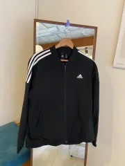 アディダス ウーブン ジャケット