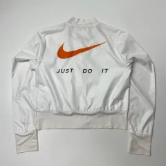 Nike(ナイキ） 薄手 ウインドブレーカー ショート ジャケット 白 S
