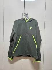 Nike(ナイキ） フリース カーキ フード 本物 (新品) ユニセックス