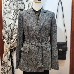 Calvin Klein(カルバ・ンクライン) CK ベルト付き ジャケット