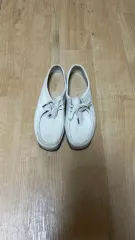 Uk6 5 250)クラークス ワラビー 白 ヌバックレザー クリーム 白 出品