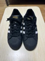 adidas(アディダス) 靴