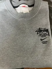 M Nike(ナイキ） STUSSY(ステューシー) ポリス クルーネック グレー