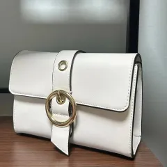 新品) ホワイト クロスバッグ