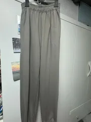 トレーニングパンツ