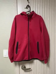 UNIQLO(ユニクロ) レッド スポーツ アウター L