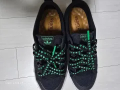 adidas(アディダス) スニーカー