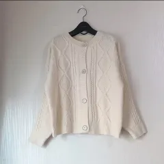 アイボリー ソフトニット カーディガン