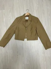 Classic クロップド ジャケット ブラウン