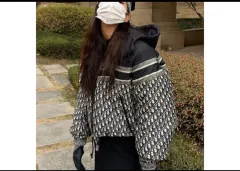 DIOR ディオール ESSENTIALS エッセンシャルズ クロップド 양면 ダウン REVERSIBLE CROPPED