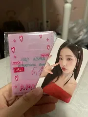 ウォニョン(WONYOUNG・チャンウォニョン) AMUSE トレカ (+ ポーカーホルダー)