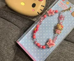 日焼けキティ ストラップ