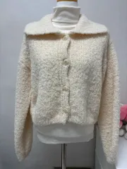 フリースセーター