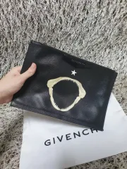 Givenchy(ジバンシィ) アンティゴナ シャークフラワー クラッチ OS