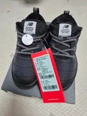 new balance kids(ニューバランスキッズ) 防寒スニーカー ( 190 サイズ) 新品商品