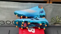 New Balance(ニューバランス) トップグレード サッカーシューズ FURON PRO FG V7 ＋ ブルーカラー