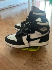 エアジョーダン 1 ハイ レトロ OG ブラック&ホワイト 2014