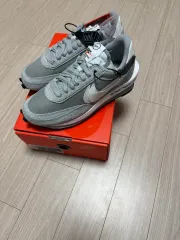 ナイキ サカイ フラグメント ワッフル 240