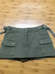 カーゴ ミニスカート